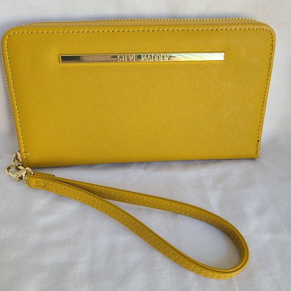 Steve Madden Zip Around Wristlet Wallet - Picture 1 of 6